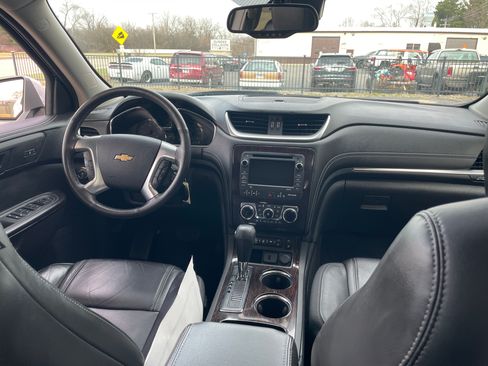 Used 2015 Chevrolet Traverse LTZ image 12