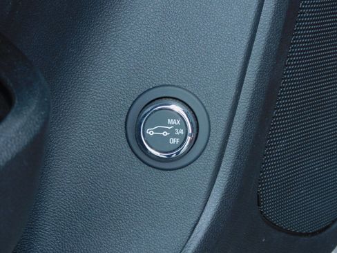 Used 2024 Chevrolet Blazer LT image 14