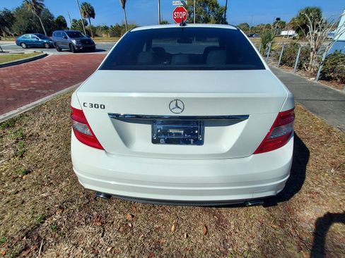 Used 2008 Mercedes-Benz C 300 Sport image 6