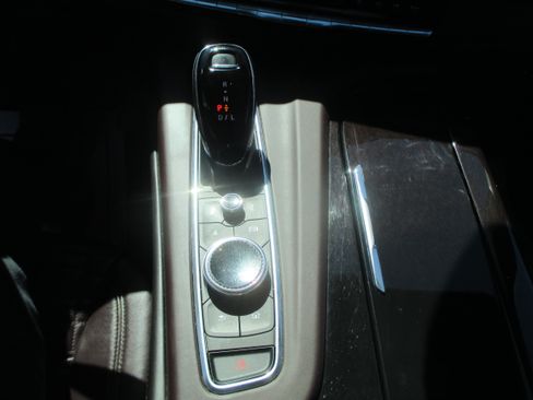 Used 2023 Cadillac Escalade Platinum Sport image 10