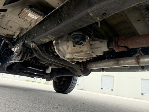 Used 2012 Ford F550 image 85