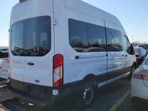 Used 2019 Ford Transit 350 XL image 4