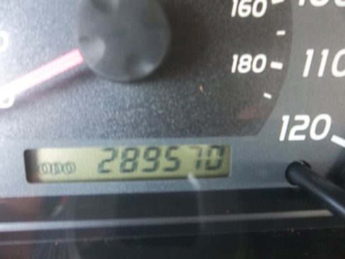 Used 2005 Toyota Tundra 4x4 Access Cab SR5 image 13