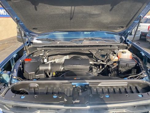 Used 2025 Chevrolet Silverado 2500 LT image 6