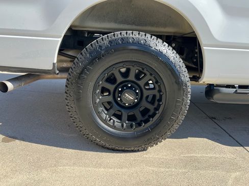 Used 2011 Ford F150 XLT image 18