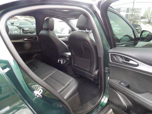 Used 2019 Alfa Romeo Stelvio Ti Sport image 15