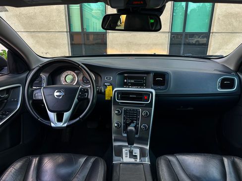 Used 2012 Volvo S60 T5 image 19