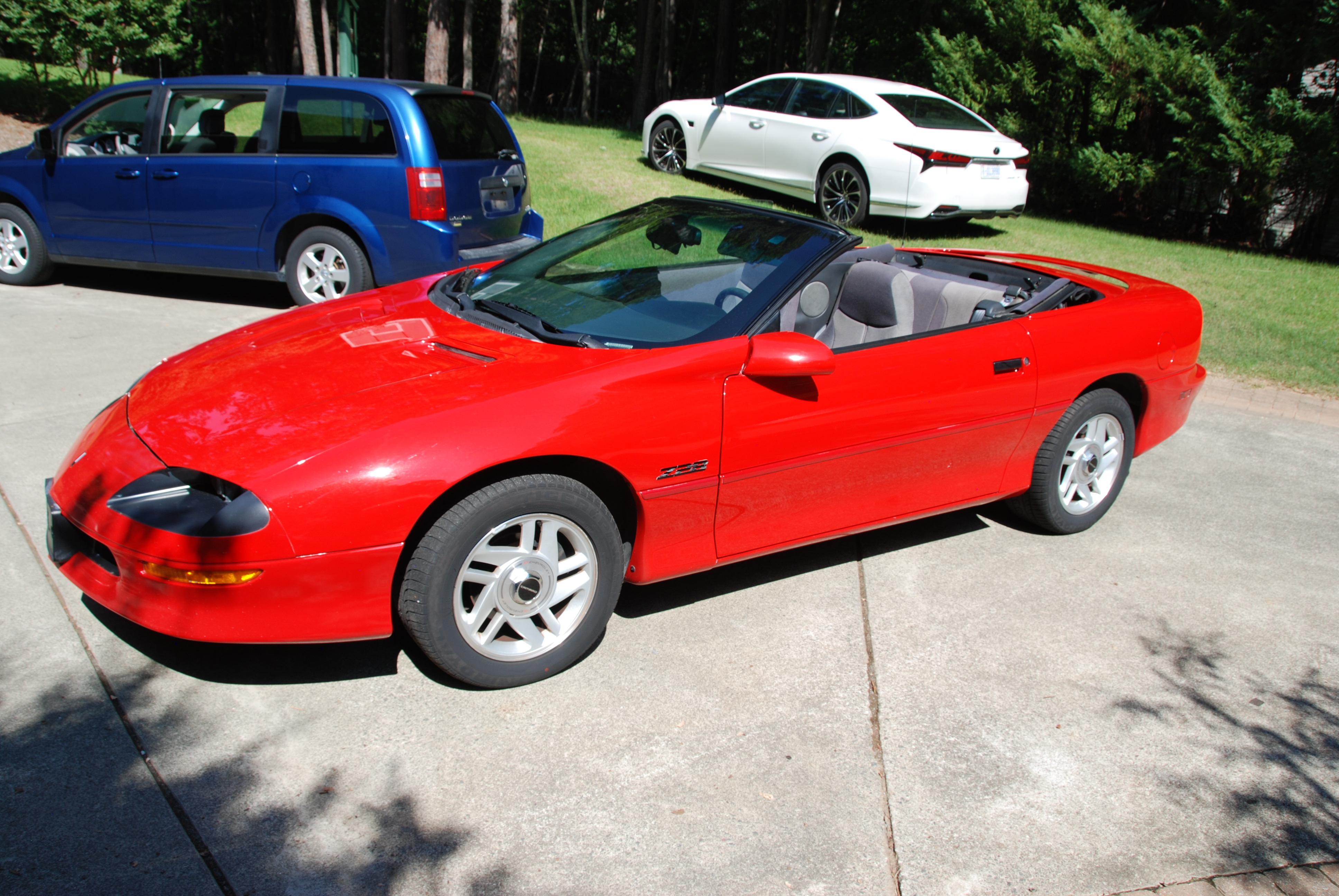 Used 1995 Chevrolet Camaro Z28 Convertible RWD image 4
