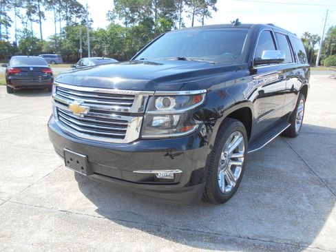 Used 2015 Chevrolet Tahoe 4WD LTZ image 3