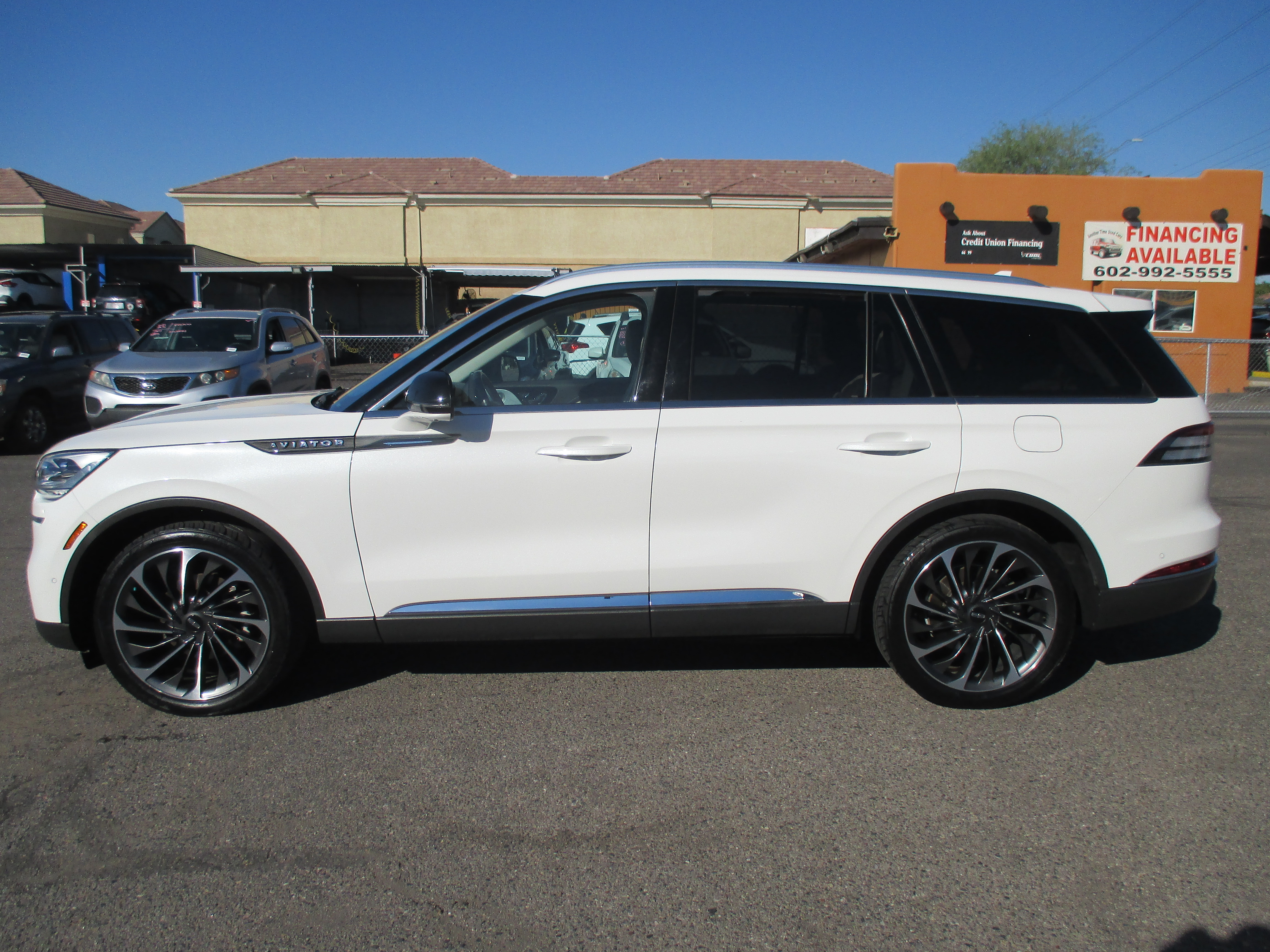 Used 2020 Lincoln Aviator AWD Reserve image 1