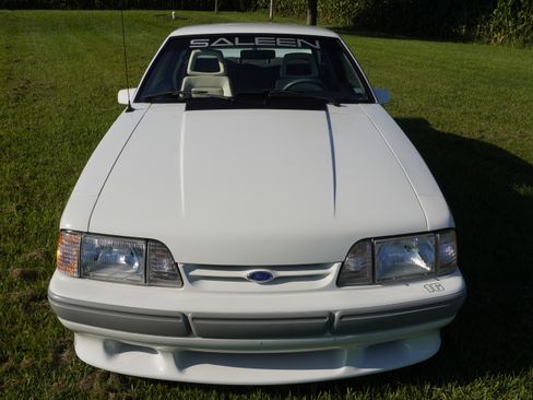 Used 1989 Ford Mustang LX V8 Hatchback RWD image 9