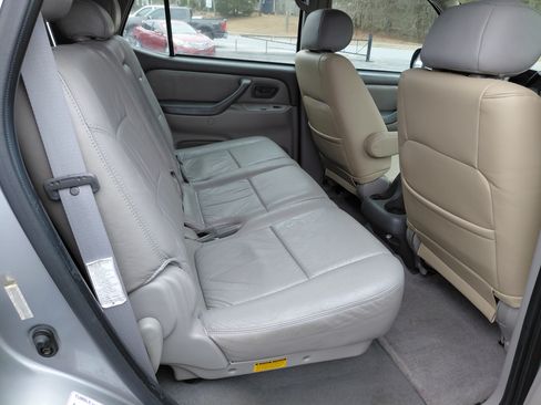 Used 2003 Toyota Sequoia SR5 image 13