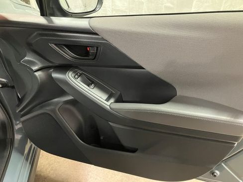 Used 2024 Subaru Crosstrek 2.0i Premium image 22