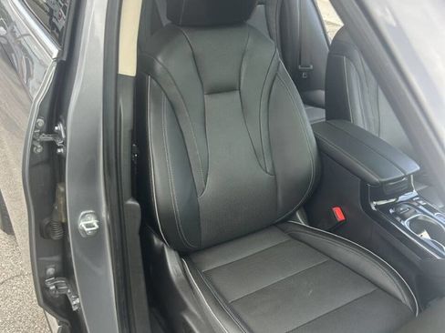 Used 2021 Buick Envision Essence image 28