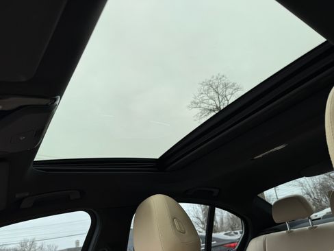 Used 2019 BMW 330i xDrive image 18