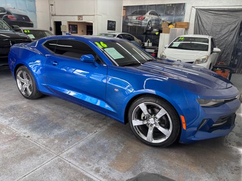Used 2016 Chevrolet Camaro LT image 8