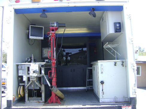Used 2005 Ford E-450 and Econoline 450 UNAVAIL RWD image 12
