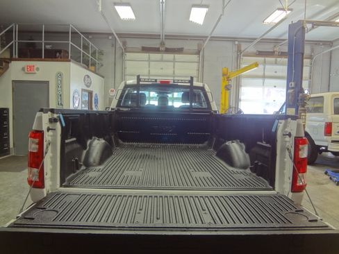 Used 2021 Ford F150 XL image 7