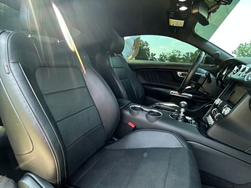 Used 2015 Ford Mustang GT Coupe RWD image 14