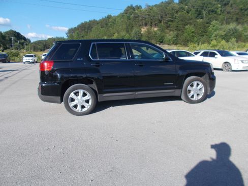 Used 2017 GMC Terrain FWD SLE w/ SLE-1 image 4