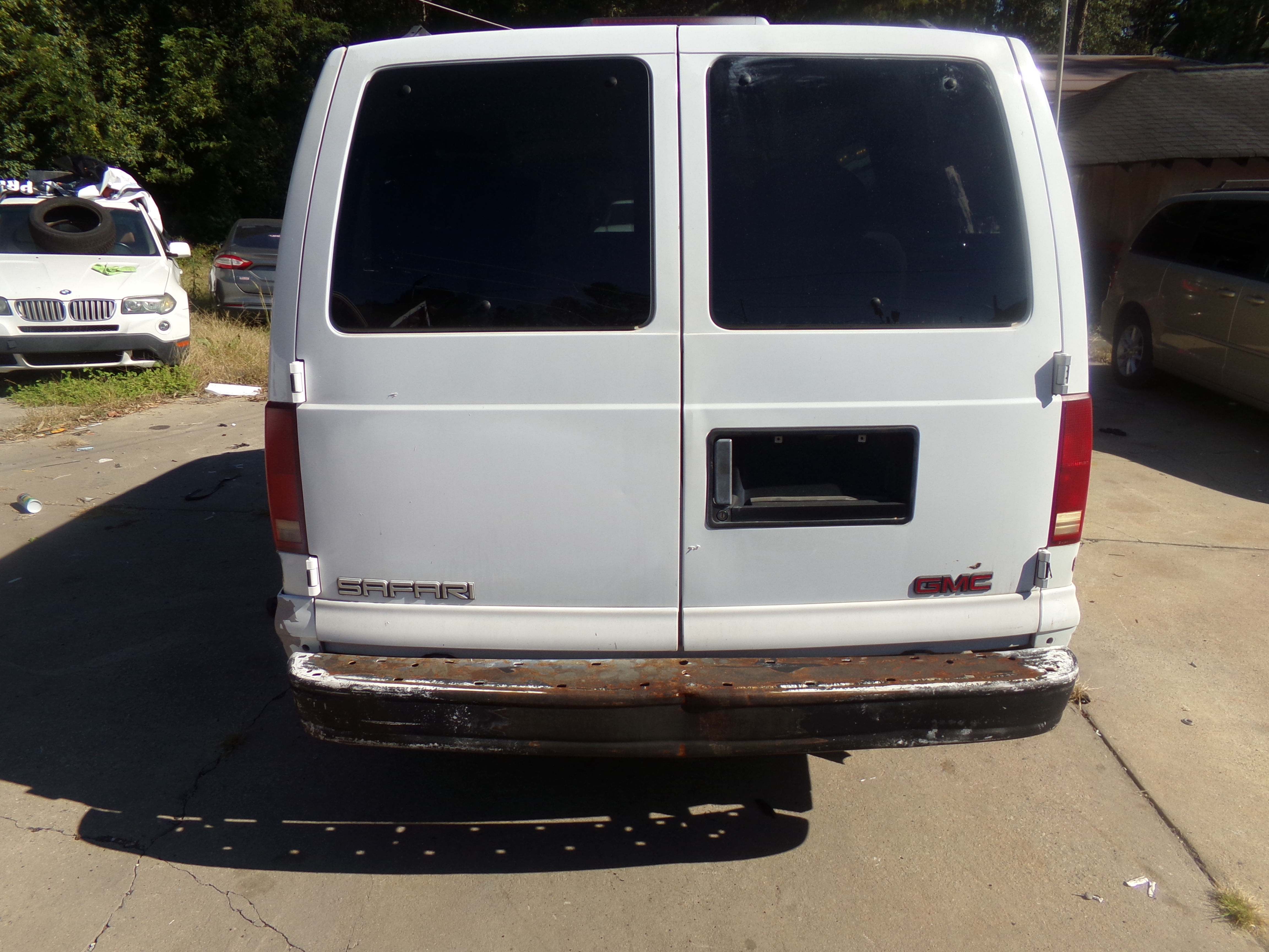 Used 1999 GMC Safari Passenger RWD image 5