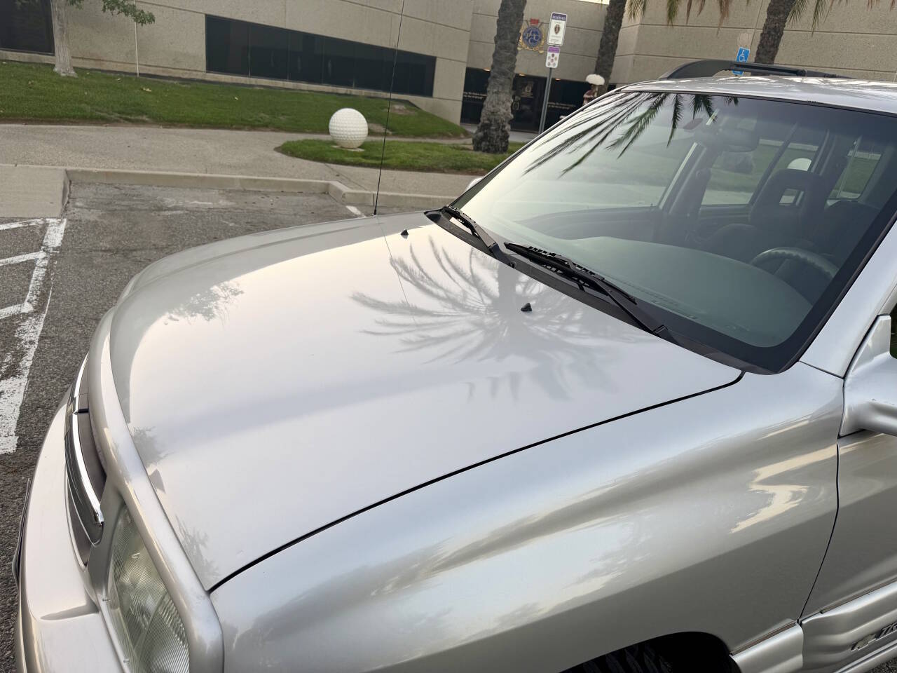 Used 2004 Chevrolet Tracker 4WD LT image 49