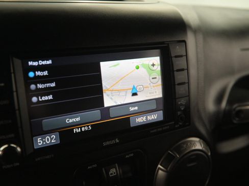 Used 2018 Jeep Wrangler Unlimited Sahara image 46