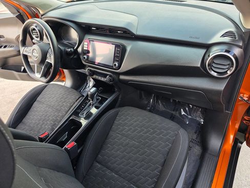 Used 2022 Nissan Kicks SV image 38