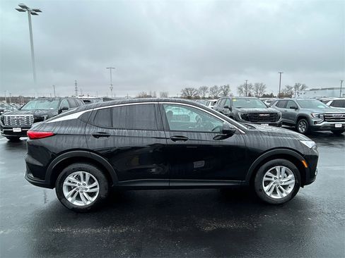 New 2026 Buick Envista Preferred image 9