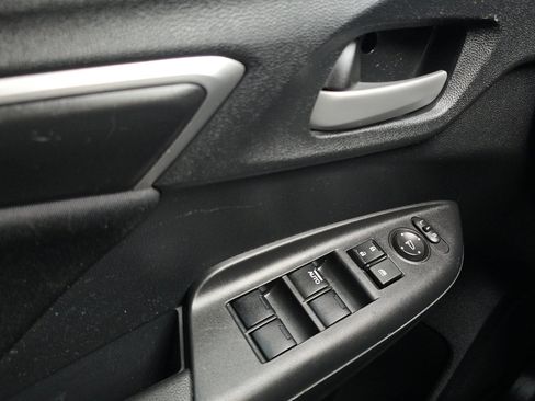 Used 2015 Honda Fit LX image 15