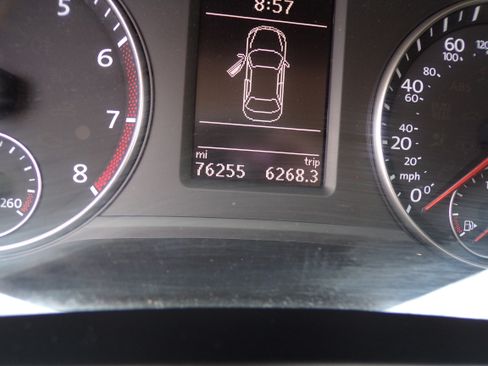 Used 2015 Volkswagen Passat 1.8T SE image 14