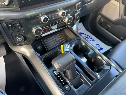 Used 2025 Ford F150 Lariat image 29