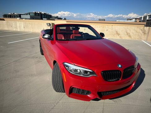 Used 2018 BMW M240i xDrive image 10