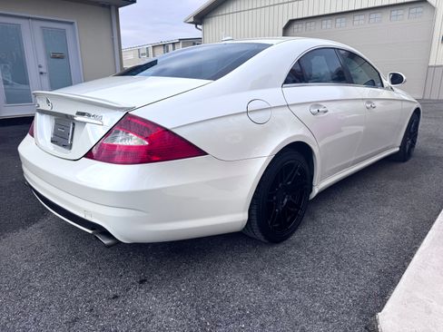 Used 2008 Mercedes-Benz CLS 550 image 5