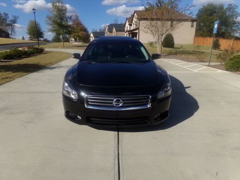 Used 2012 Nissan Maxima SV image 3