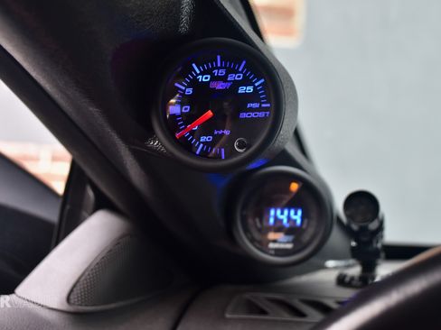 Used 2010 Chevrolet Camaro SS image 22