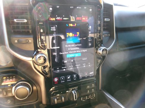 Used 2021 RAM 1500 Big Horn image 8