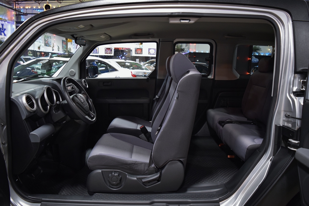 Used 2008 Honda Element LX image 21