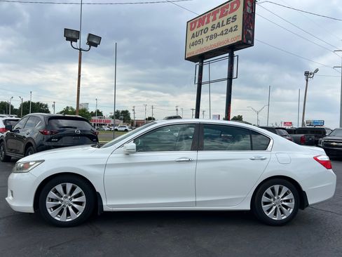 Used 2013 Honda Accord EX image 1