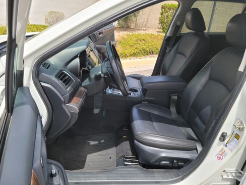 Used 2015 Subaru Outback 2.5i Limited image 17