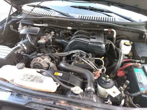 Used 2007 Ford Explorer XLT image 16