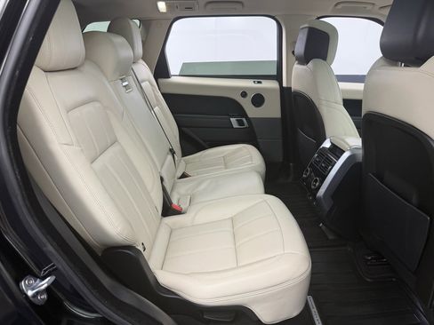 Used 2020 Land Rover Range Rover Sport HSE image 39