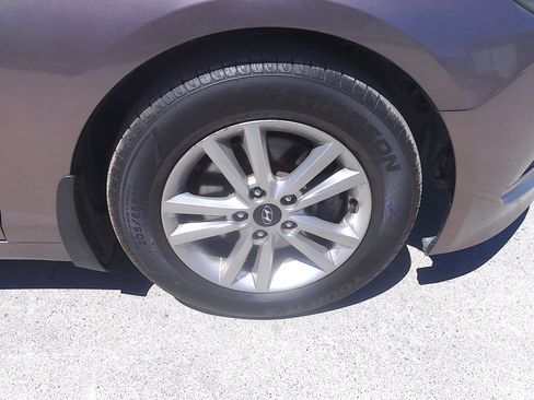 Used 2016 Hyundai Sonata SE image 34