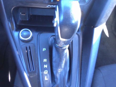 Used 2015 Ford Focus S FWD image 19