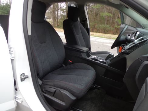 Used 2013 Chevrolet Equinox LS image 10