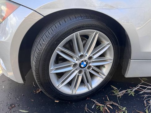 Used 2012 BMW 128i image 11