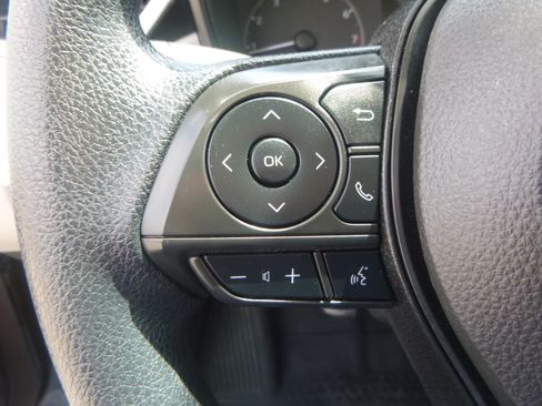 Used 2024 Toyota Corolla LE Sedan FWD image 16