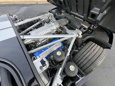 Used 2005 Ford GT image 22