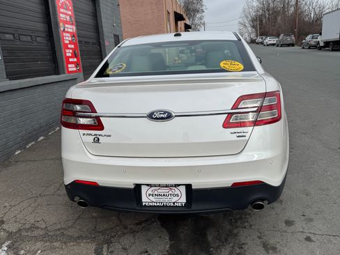 Used 2013 Ford Taurus SEL image 3