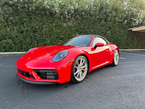 Used 2024 Porsche 911 Carrera GTS RWD image 1